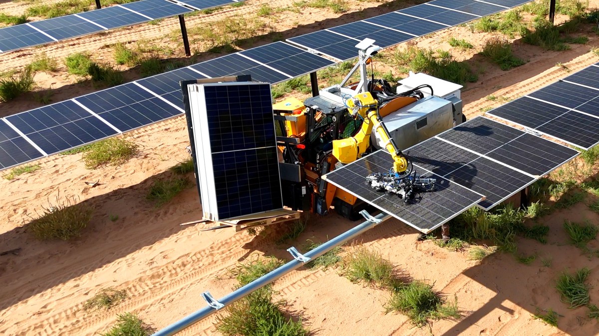 Gritt construction robot system for solar installation